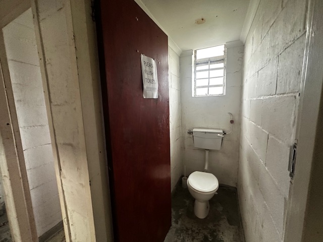 To Let Commercial Property for Rent in Athlone Industrial Western Cape